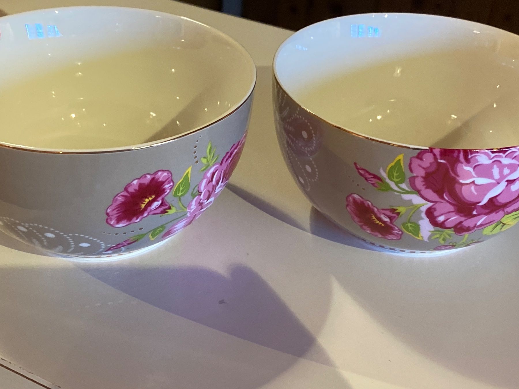 Pip Studio Ciotole: VINTAGE SCHÜSSEL-PIP STUDIO 2ER-SET – Nuovo e nell'imballaggio originale da Meienried venduto da ManuelaBoutique