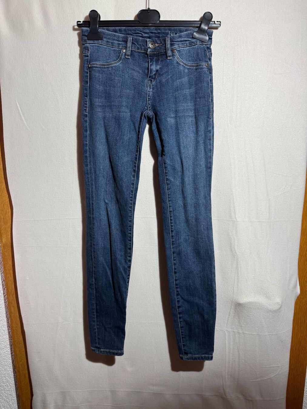 Jeans: Jeans von Blanknyc Gr. 24 – Usato da Grosswangen venduto da SALE_SALE_SALE