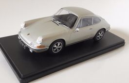 Porsche 911 S 1967-1969 silber met.     1:24 von Hachette