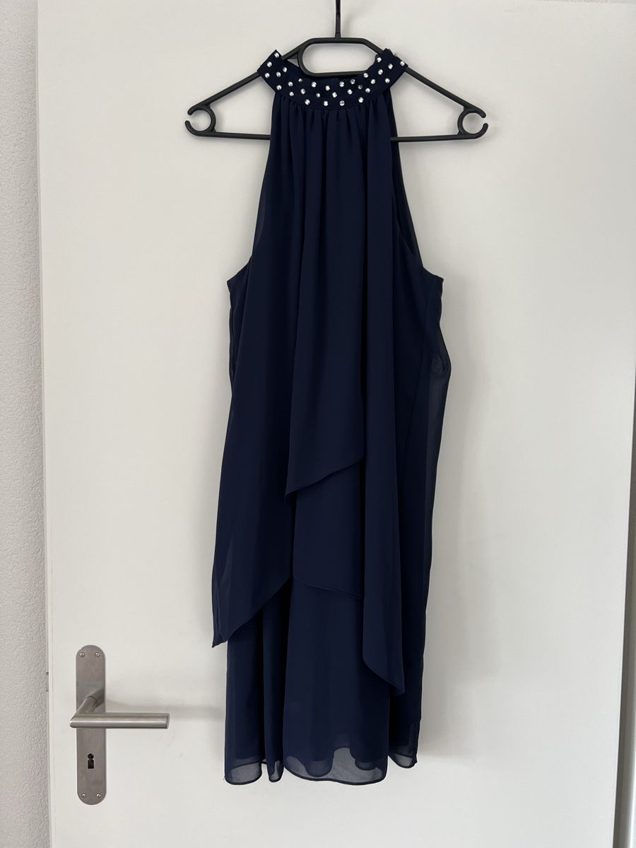 Vestiti: Blaues Neckholderkleid Grösse 42 – Nuovo (secondo la descrizione) da Messen venduto da Nathii_47