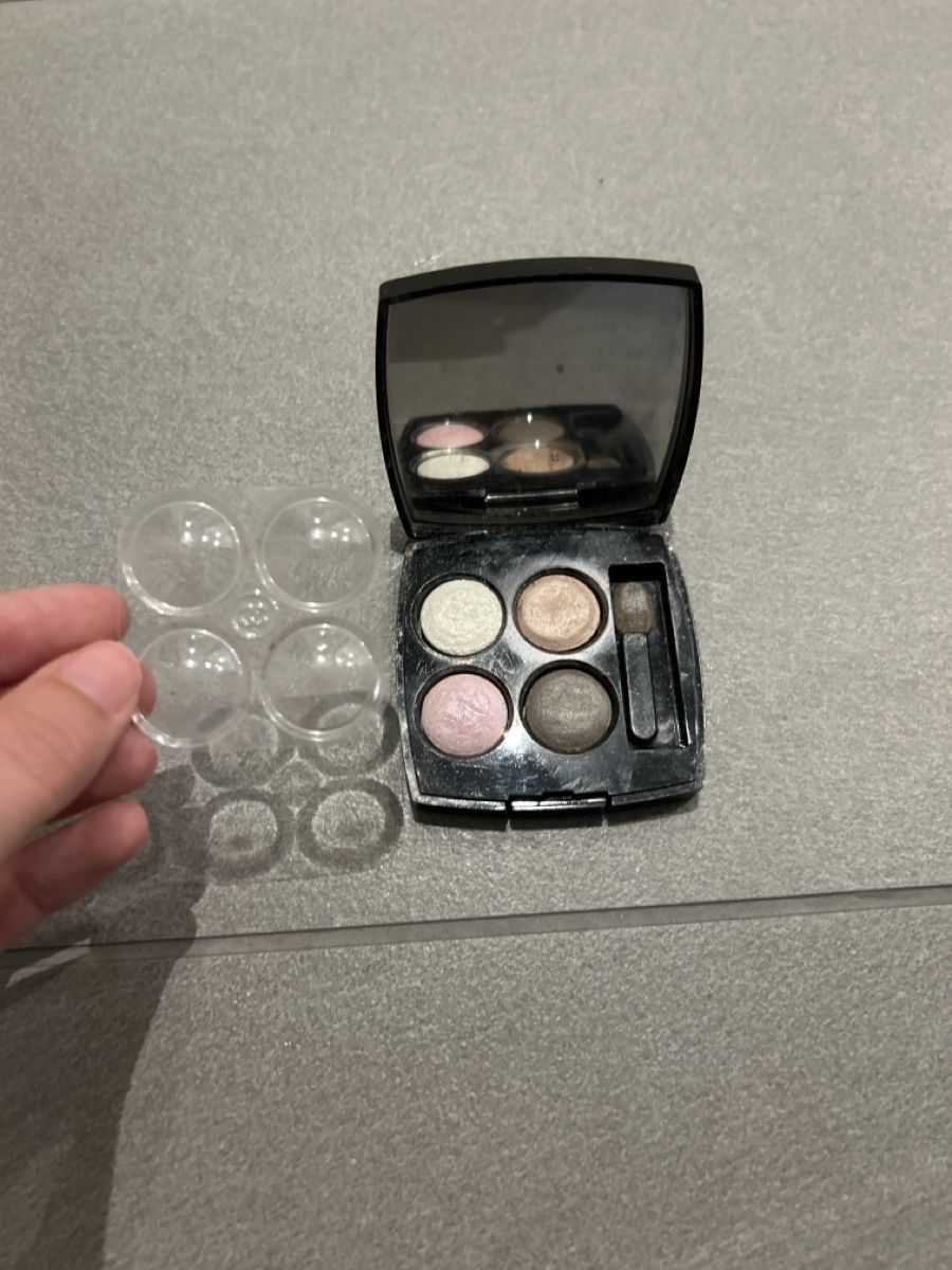 Chanel Maquillage: Eyeshadow Palette Chanel  – D'occasion à Zürich par cos_b629 1