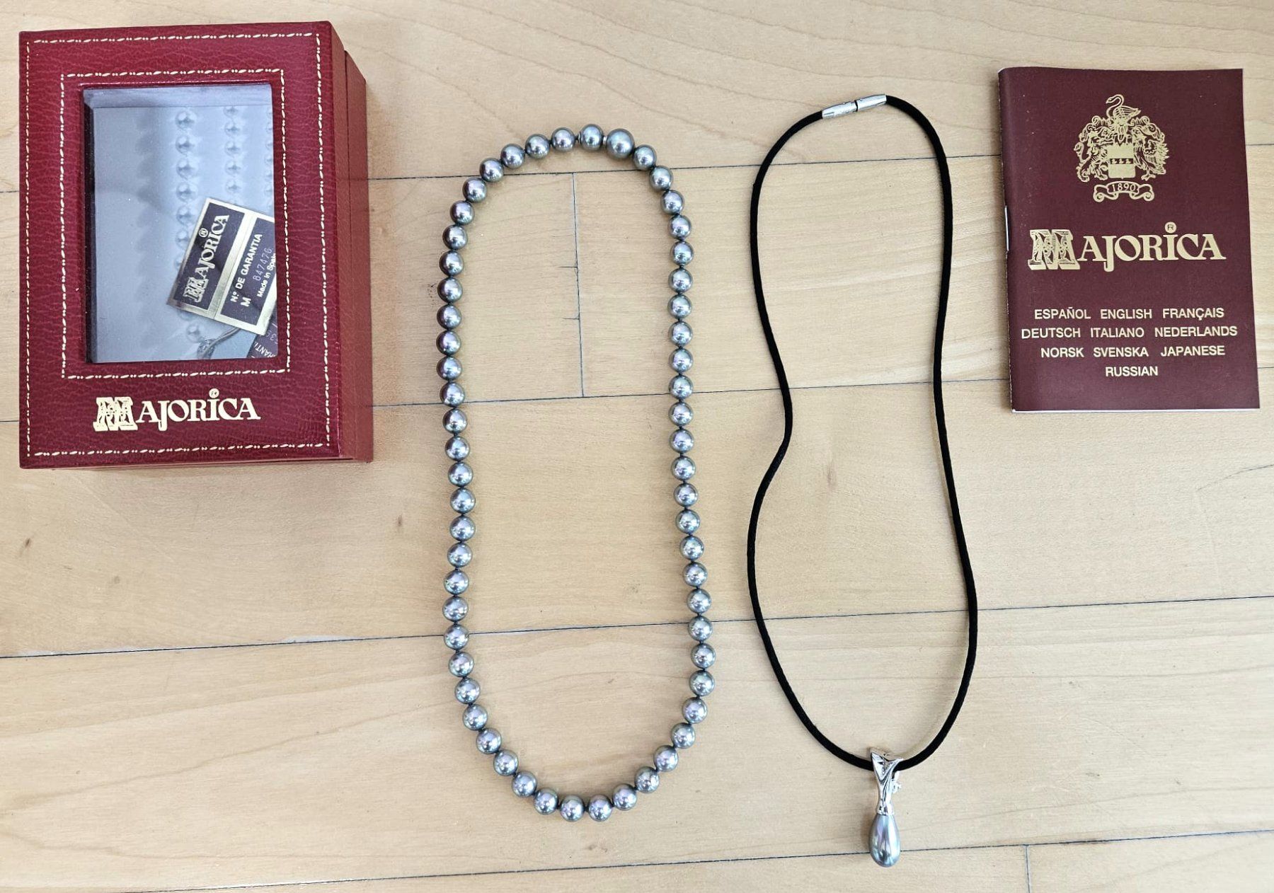 Catenine: Majorica Perlenkette mit Anhänger, Originalbox – Usato da St. Gallen venduto da AnBau