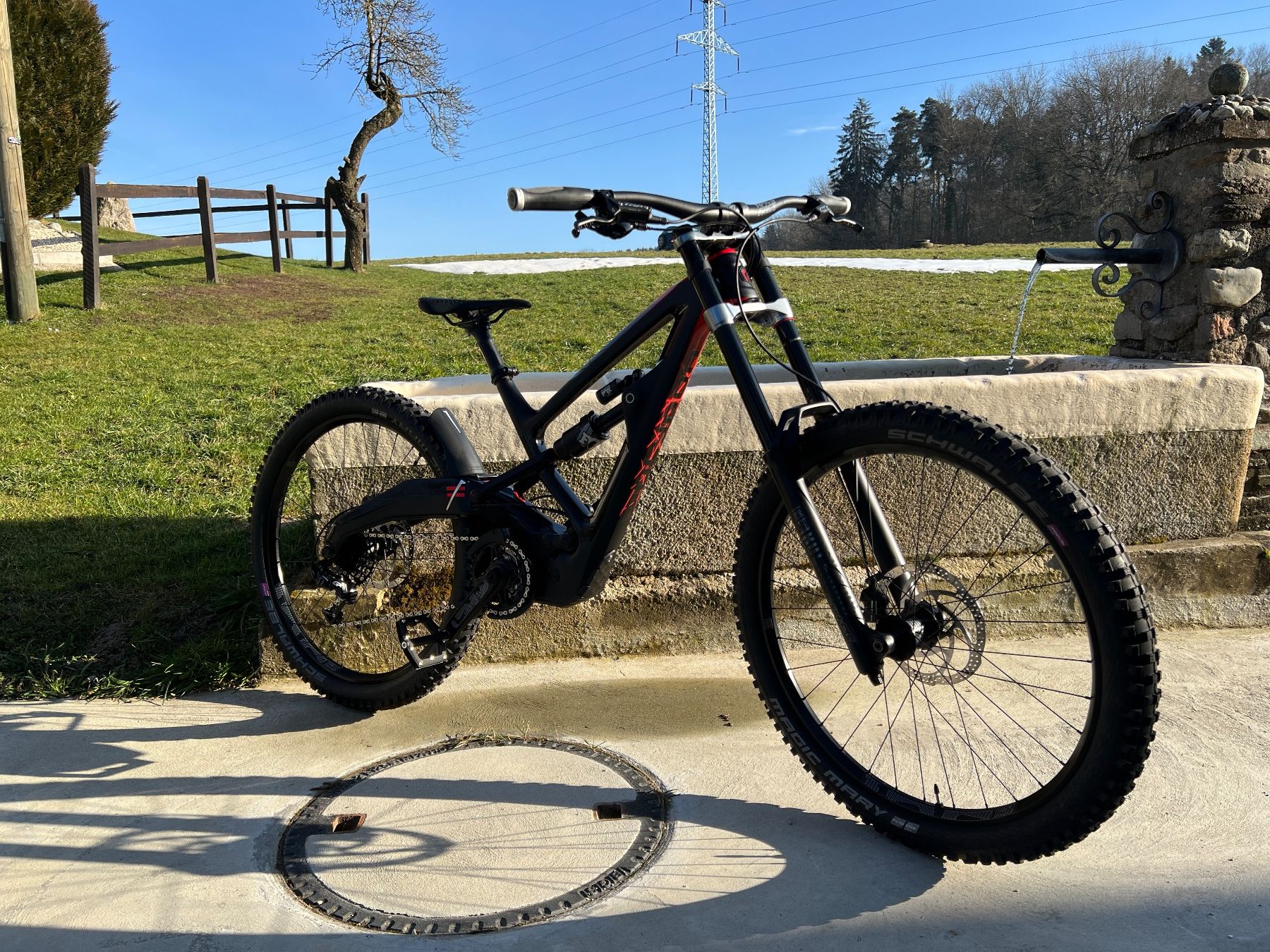 Dh Bike Polygon Xquarone Dh8 Suspension Polygon Bikes Xquarone