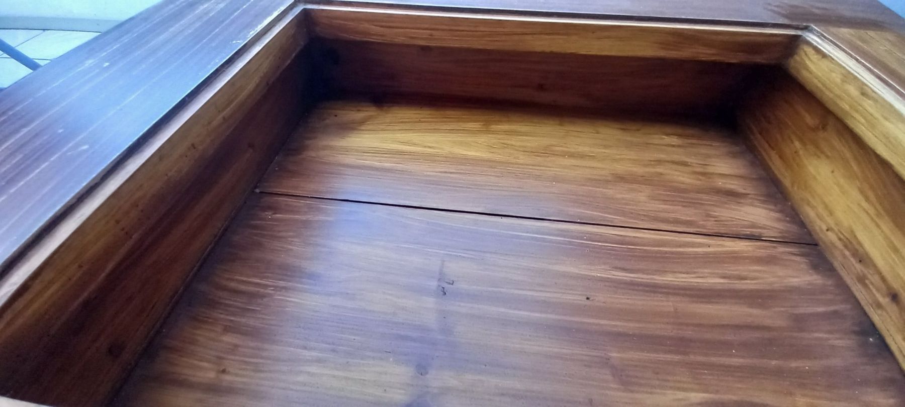 Tables: Holz-Couchtisch mit Glas, vintage Stil – D'occasion à Buttikon SZ par MH1976 6