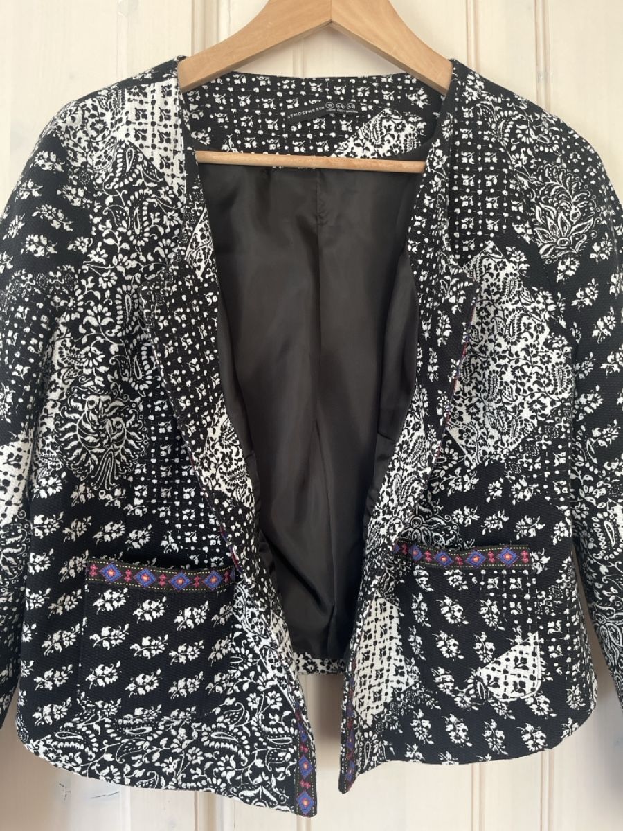 Jacken: Atmosphere Jacke/ Blazer/ Bolero, Gr 42 – Gebraucht aus Uetikon am See von erz13 2