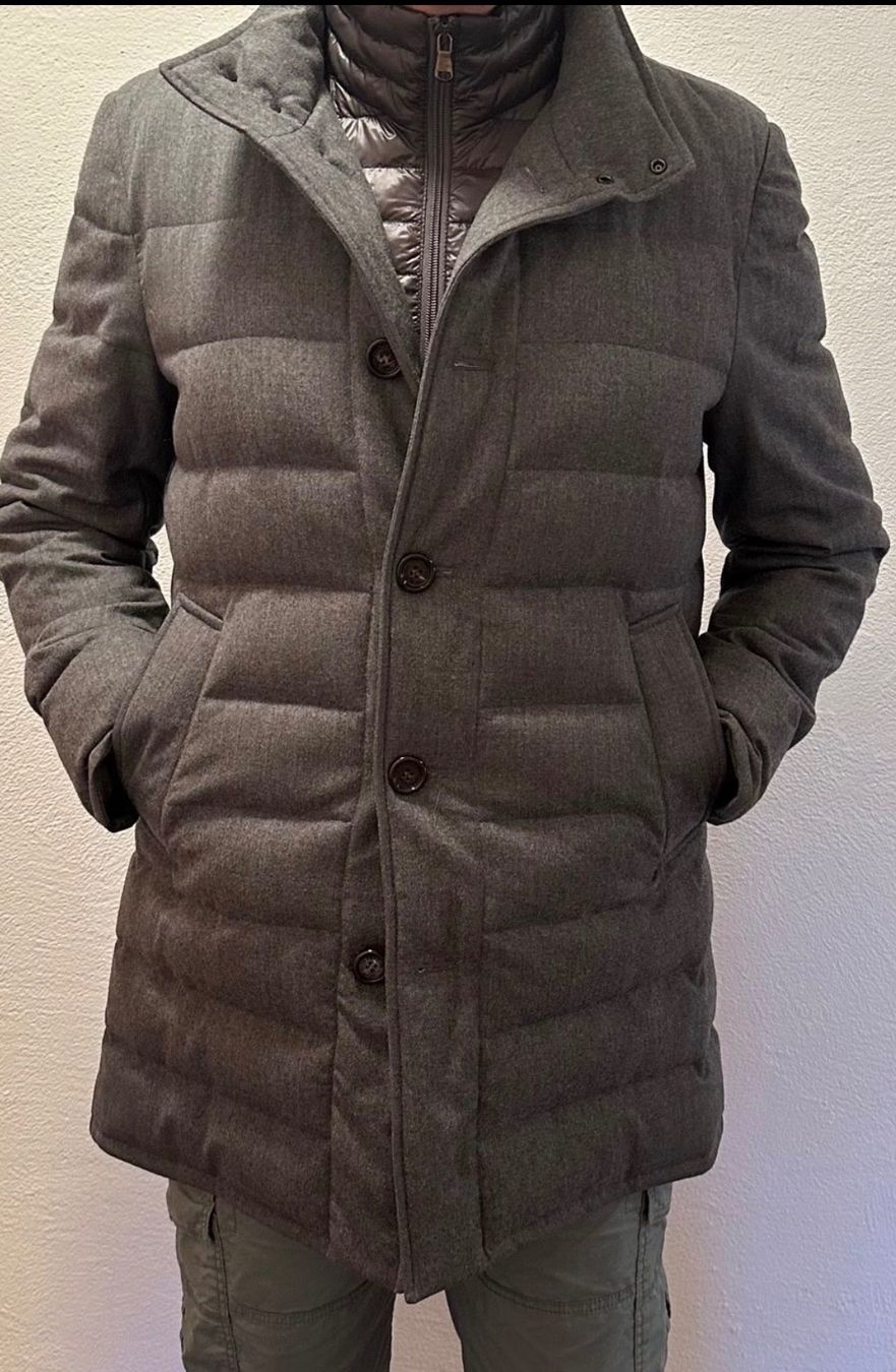 Moncler Giacche: Moncler Mantel-Jacke – Usato da Oberwil BL venduto da Nileferd 1