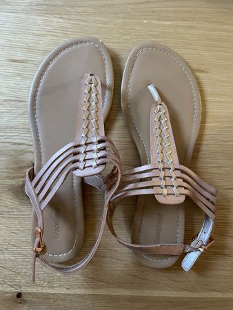 Sandalen