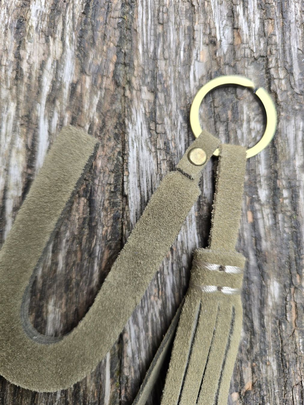 Portachiavi: Accessoires: Schlüsselanhänger Wildleder schlamm "U" – Nuovo (secondo la descrizione) da Romanshorn venduto da Rachacha 1