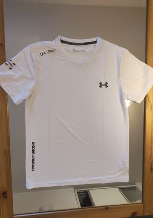 T-shirt Under Armour blanc taille M