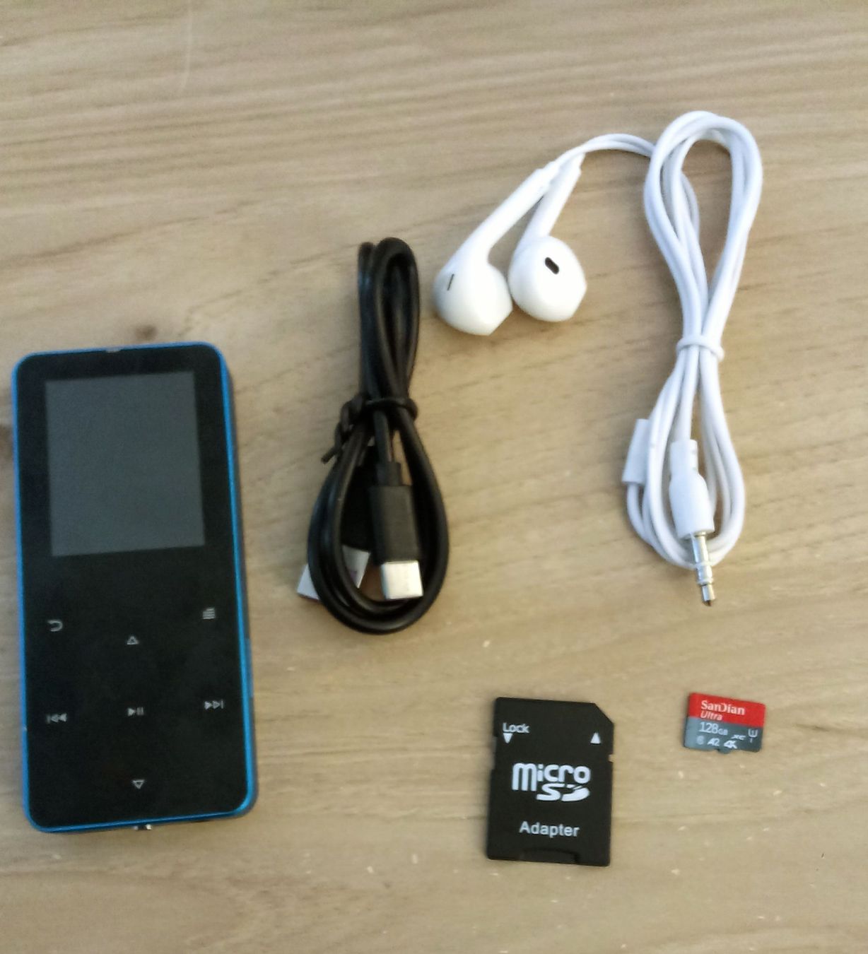 Lettore multimediale portatile: MP3 Player / Metall Blau – Usato da Liebefeld venduto da CD-Urs 1