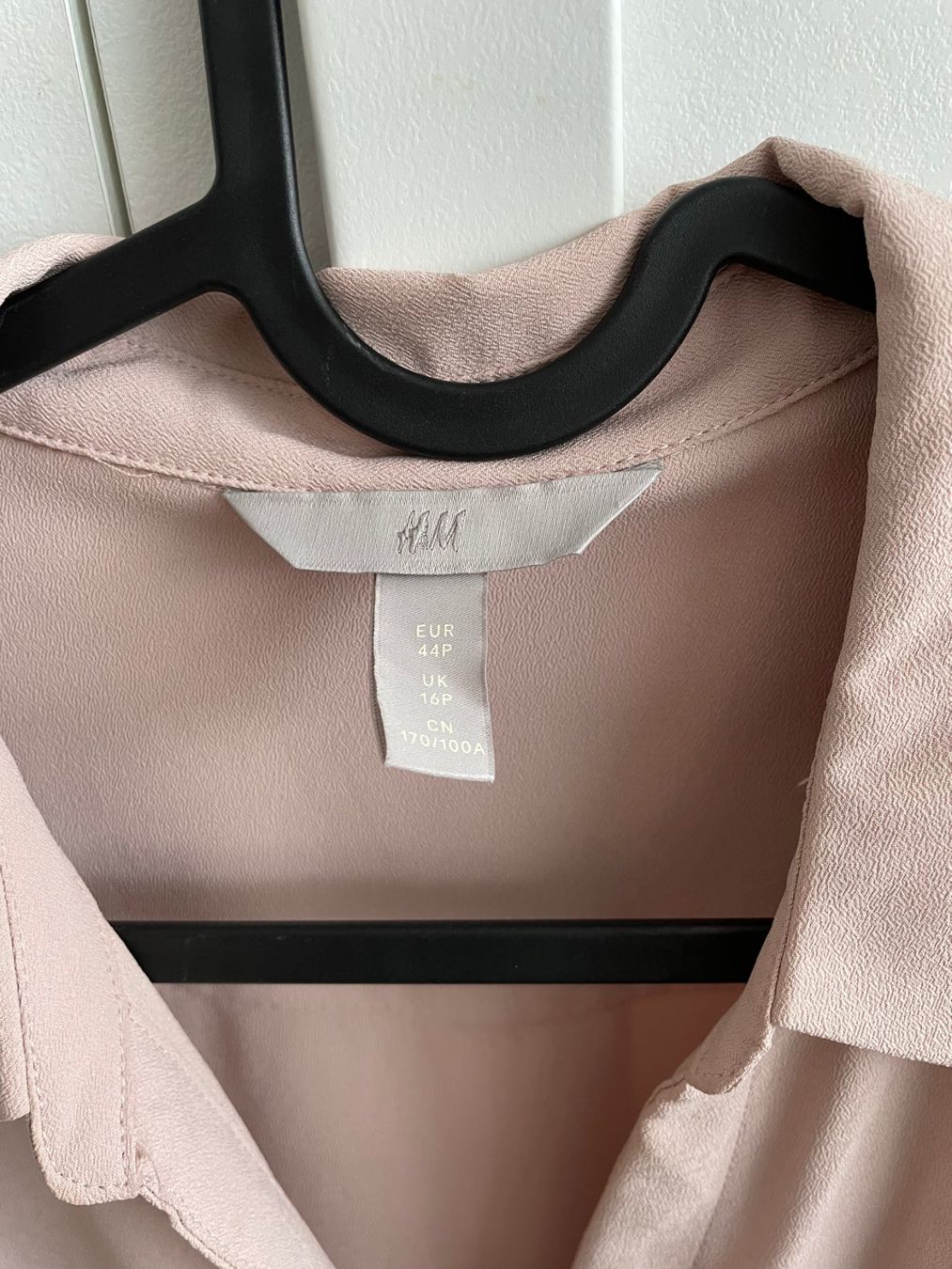 H&M Blusen: H&M - Rose Shirt – Gebraucht aus Chiasso von Er_Mon 2
