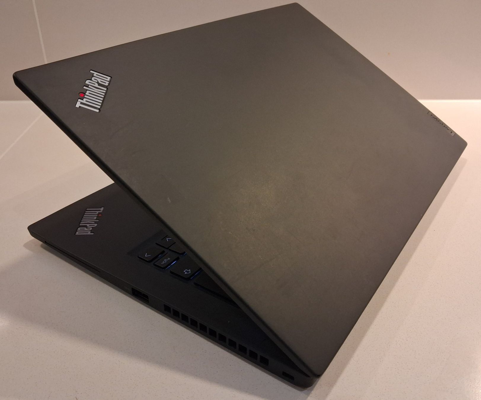 Lenovo Notebook: Lenovo ThinkPad T14s Gen 2a - Windows 11 Pro – Usato da Spreitenbach venduto da chipcom 7