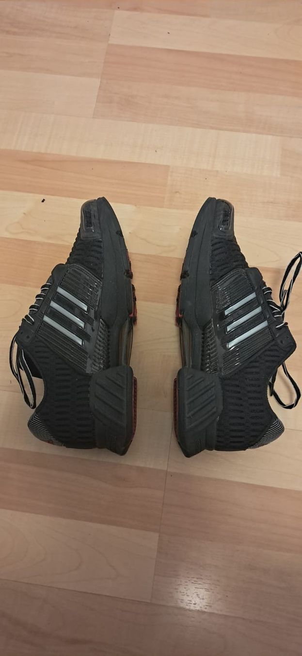 Adidas Scarpe da uomo: Adidas Sneaker Gr. 40 fast neu, mit Box – Nuovo e nell'imballaggio originale da Herisau venduto da pan_5fvj 4