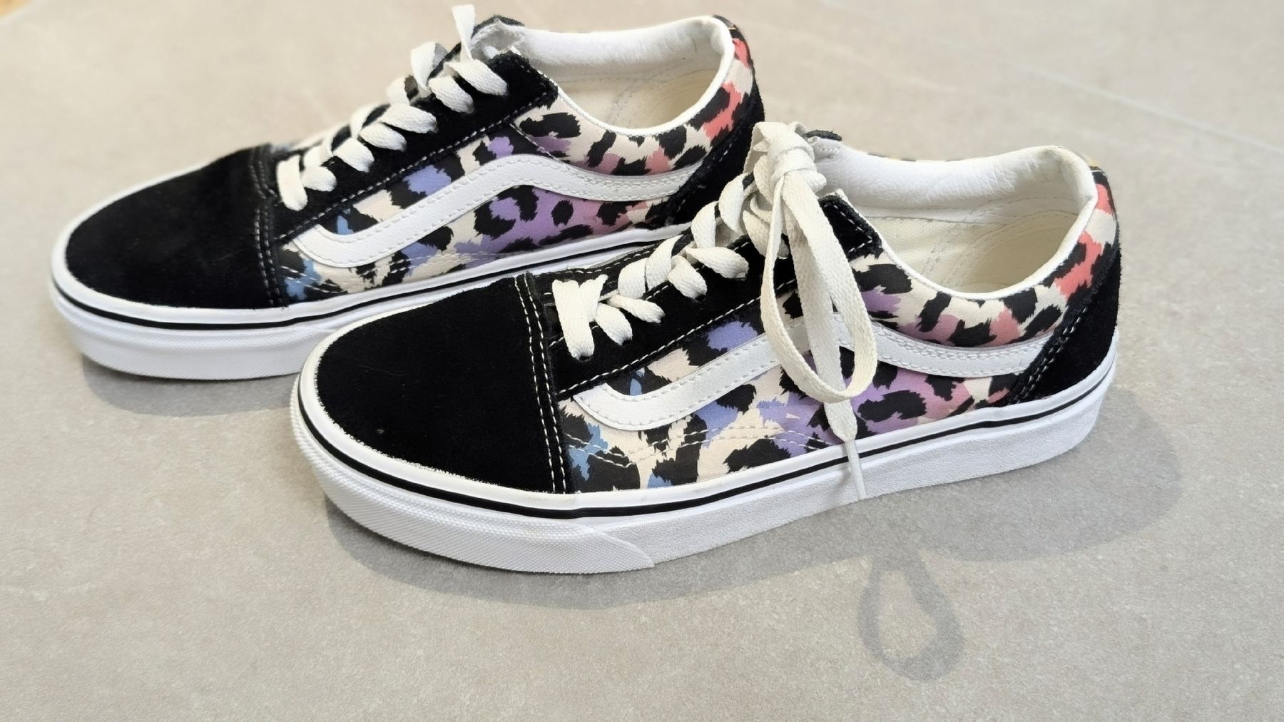 Vans Chaussures hommes: VANS Speaker 37 Bunt Animal Multicolor – D'occasion à Aarau par Jen118