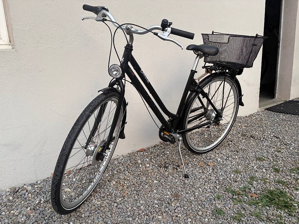 Cresta Velos: Schönes Cresta Damenrad Tiefeinstieg – Gebraucht aus Root von _Lu_kA