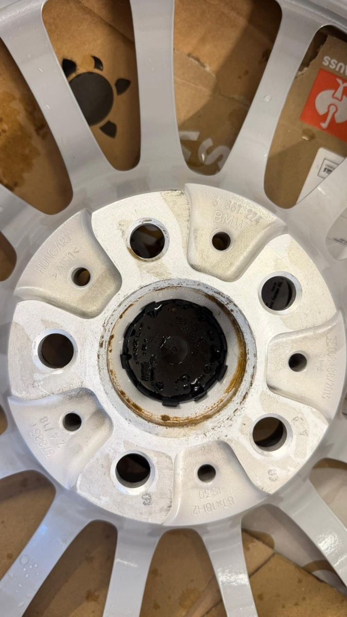 Pneus & Kompletträder: BMW Winterkomplettrad – Gebraucht aus Wattwil von Mueller842 5