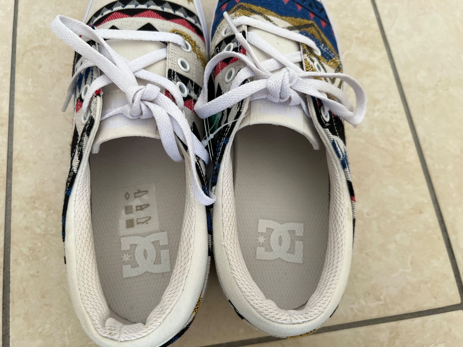 DC shoes Damenschuhe: Sneaker DC Shoe nuove, misura 40, multicolore – Neu (gemäss Beschreibung) aus Faido von Manuela86 1