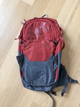 evoc ride 12l backpack, red