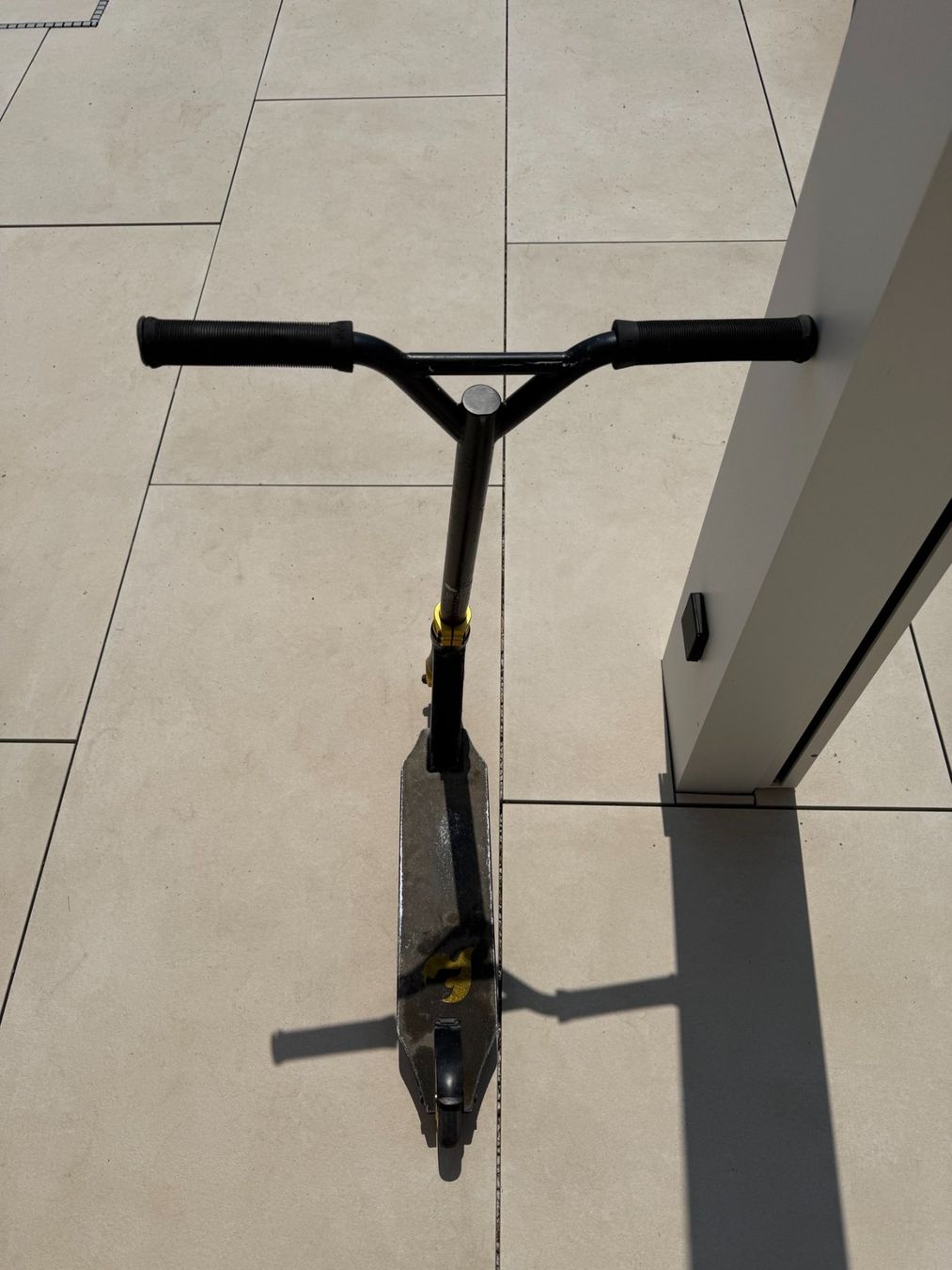 Chilli Kickboard: Chilli Scooter - Trottinett - gold/schwarz – Usato da Bonstetten venduto da Bobber_79 1