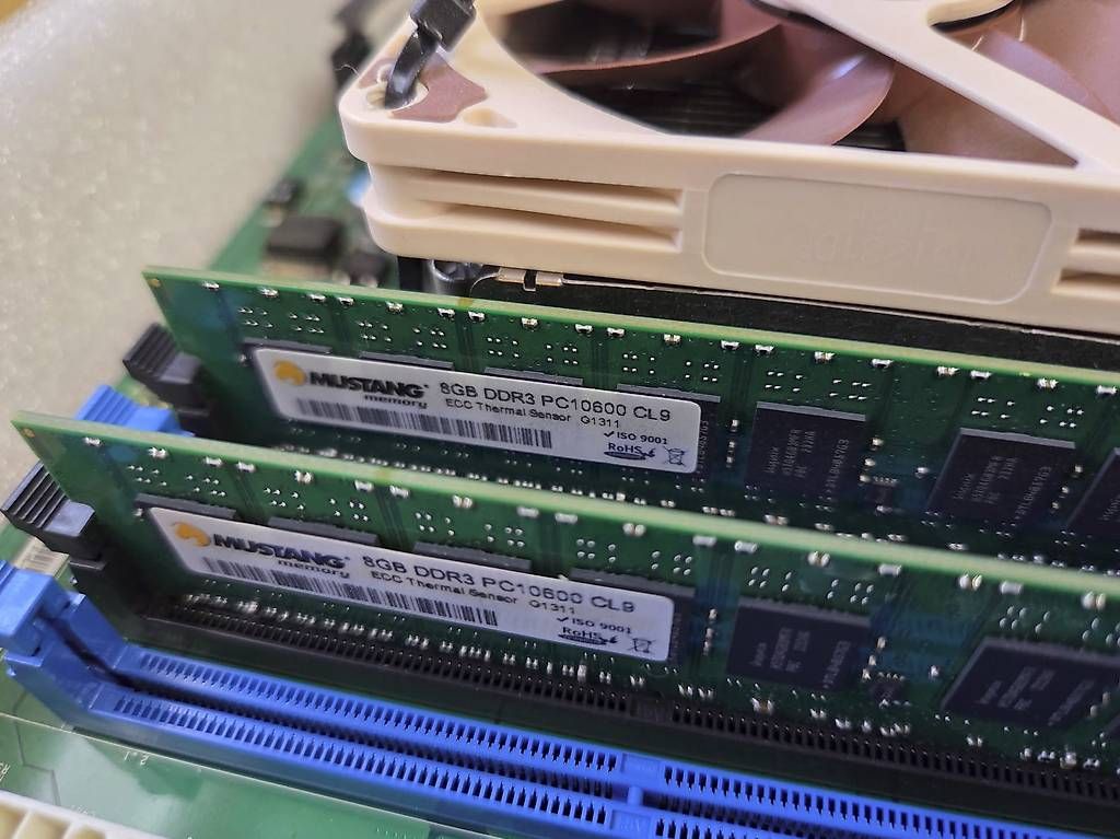 Mainboards: Server Mainboard MSI MS-S0121; Xeon E3-1230V2; 16GB ECC RAM – Gebraucht aus Wettingen von Allmilchigsinn 3