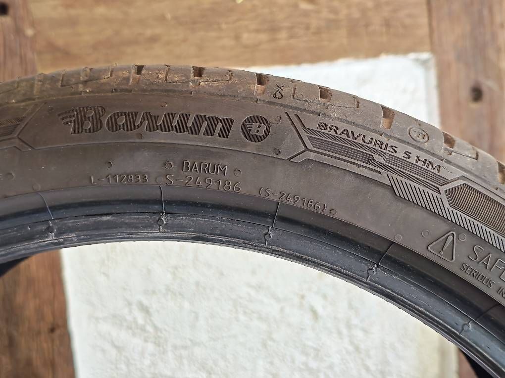 Sonstiges Schreiben & Zeichnen: 225/40/18 Barum Reifen – Gebraucht aus Marthalen von st1_np96 2
