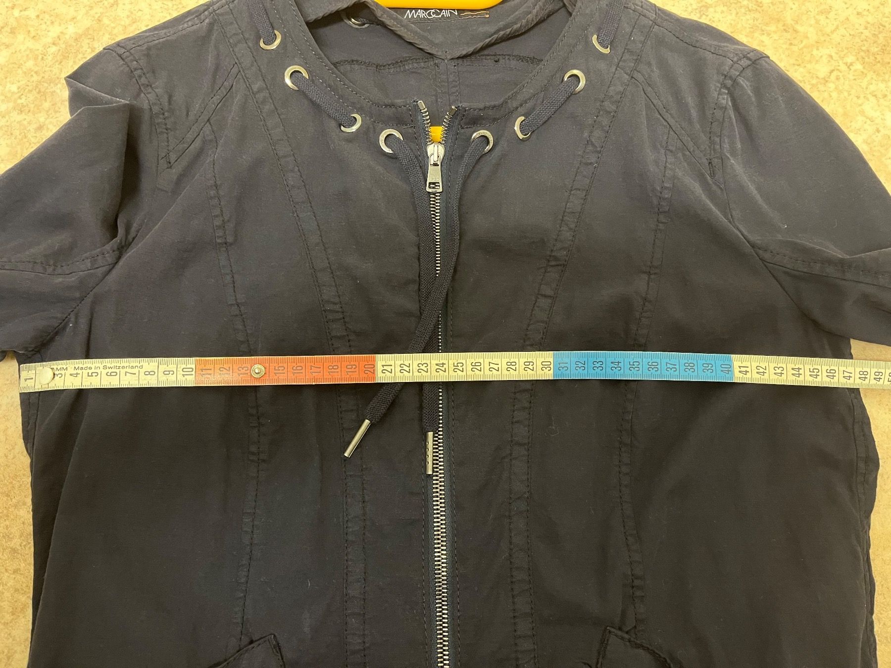 Marc Cain Jacken: Marc Cain dunkelblaue Jacke M – Gebraucht aus Teufenthal AG von Nanahu 4
