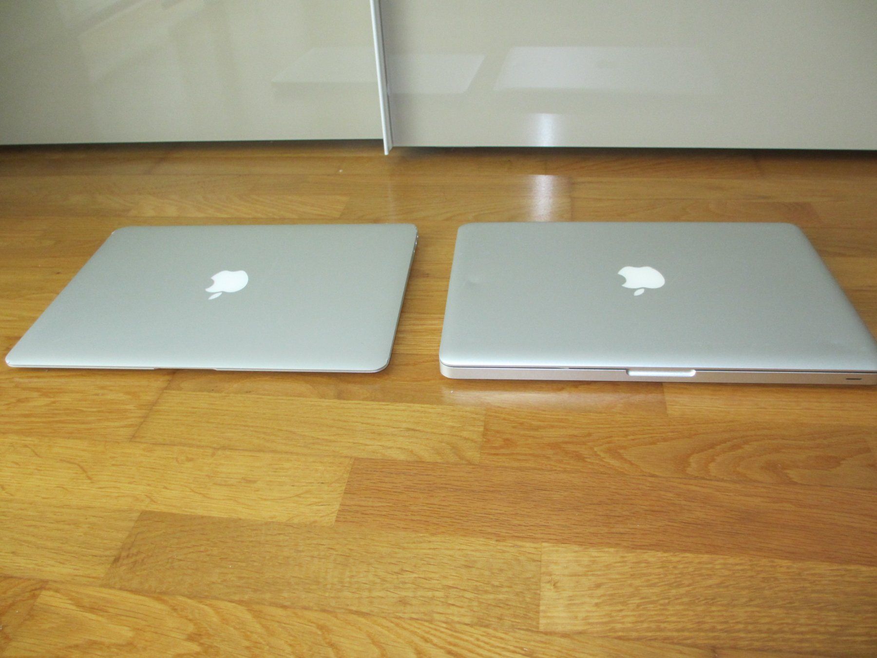 Apple Notebooks: MacBook Pro + MacBook Air – Defekt aus Sargans von Morisson1