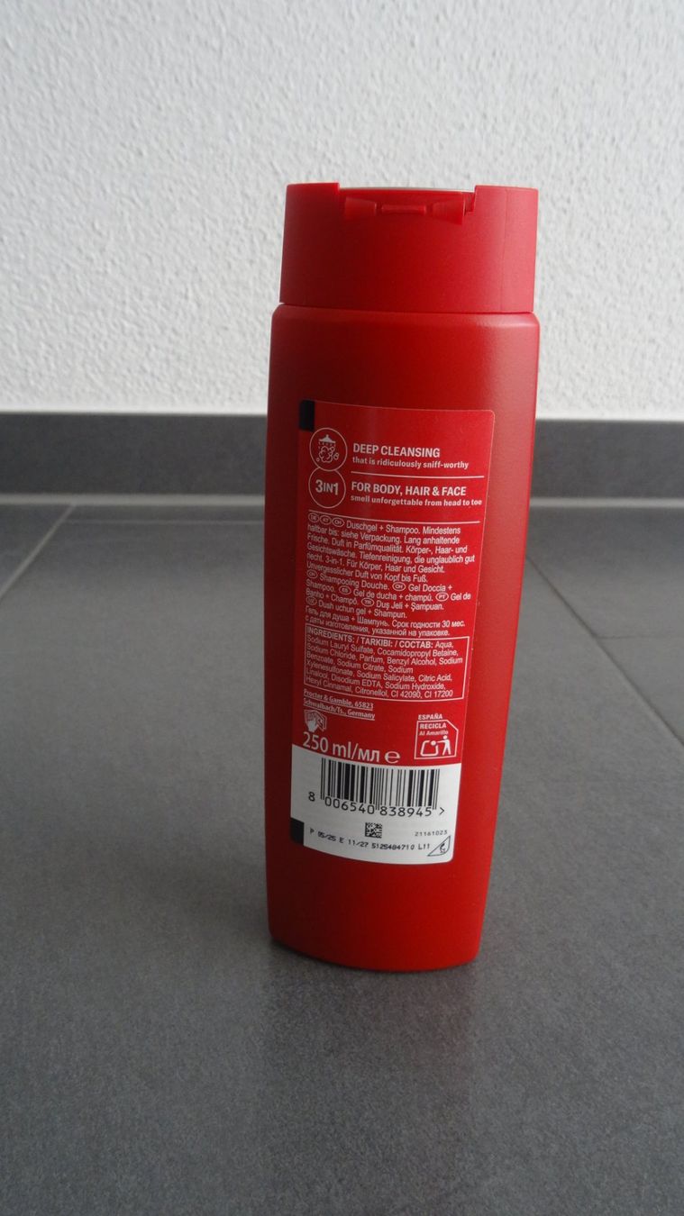 Doccia: Old Spice Captain Duschgel 3-in-1, neu – Nuovo (secondo la descrizione) da Beinwil am See venduto da den_p9db 1