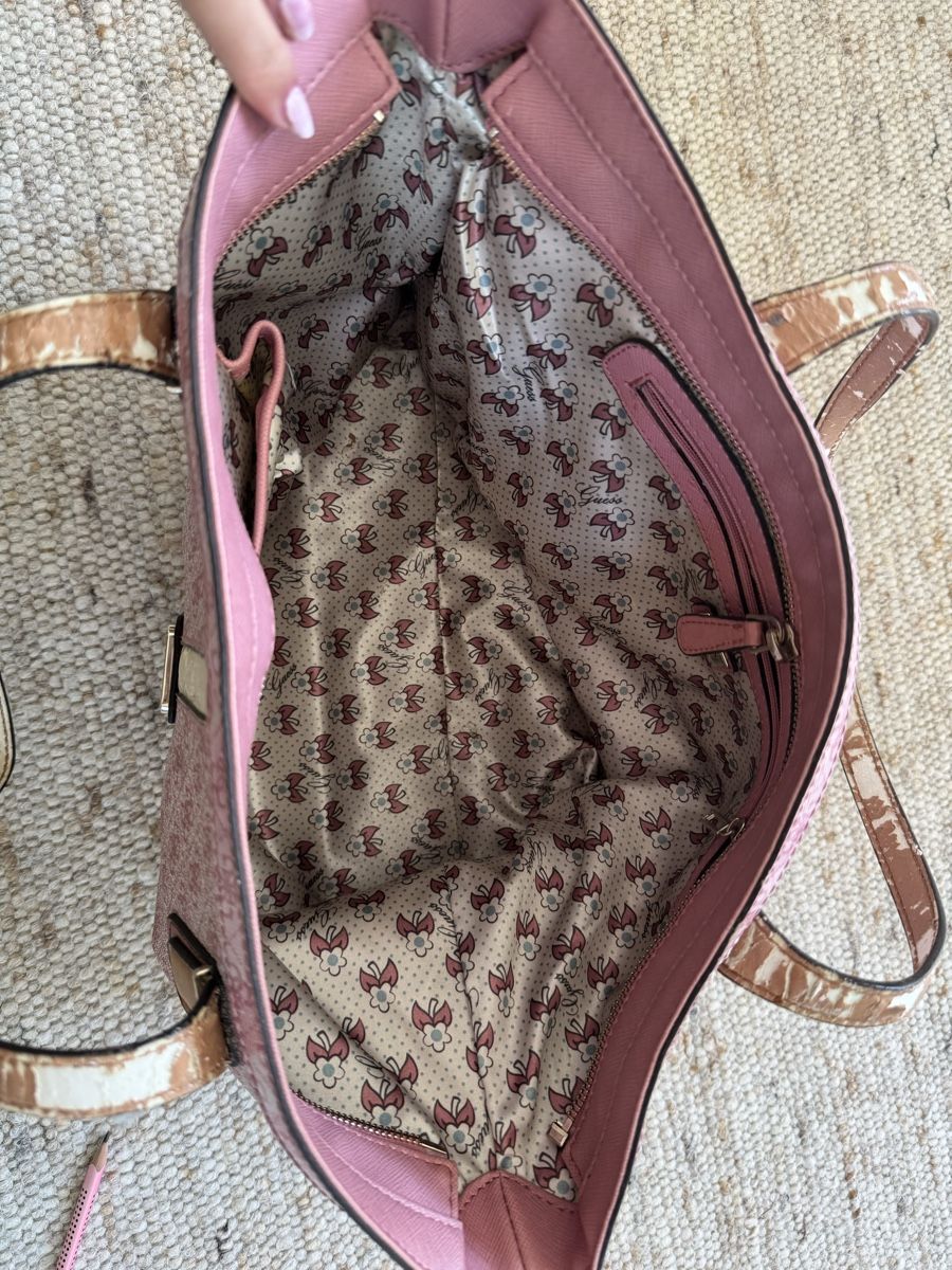 Guess Taschen für Damen: GUESS Tasche in Pink/Rosa – Gebraucht aus St. Gallen von fraurose 2