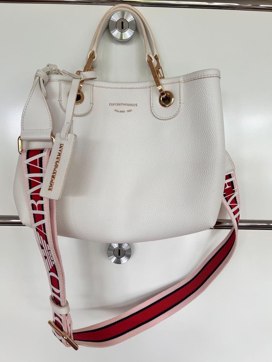 Armani Borse da donna: Emporio Armani Tasche – Usato da Zug venduto da eic_6lnh