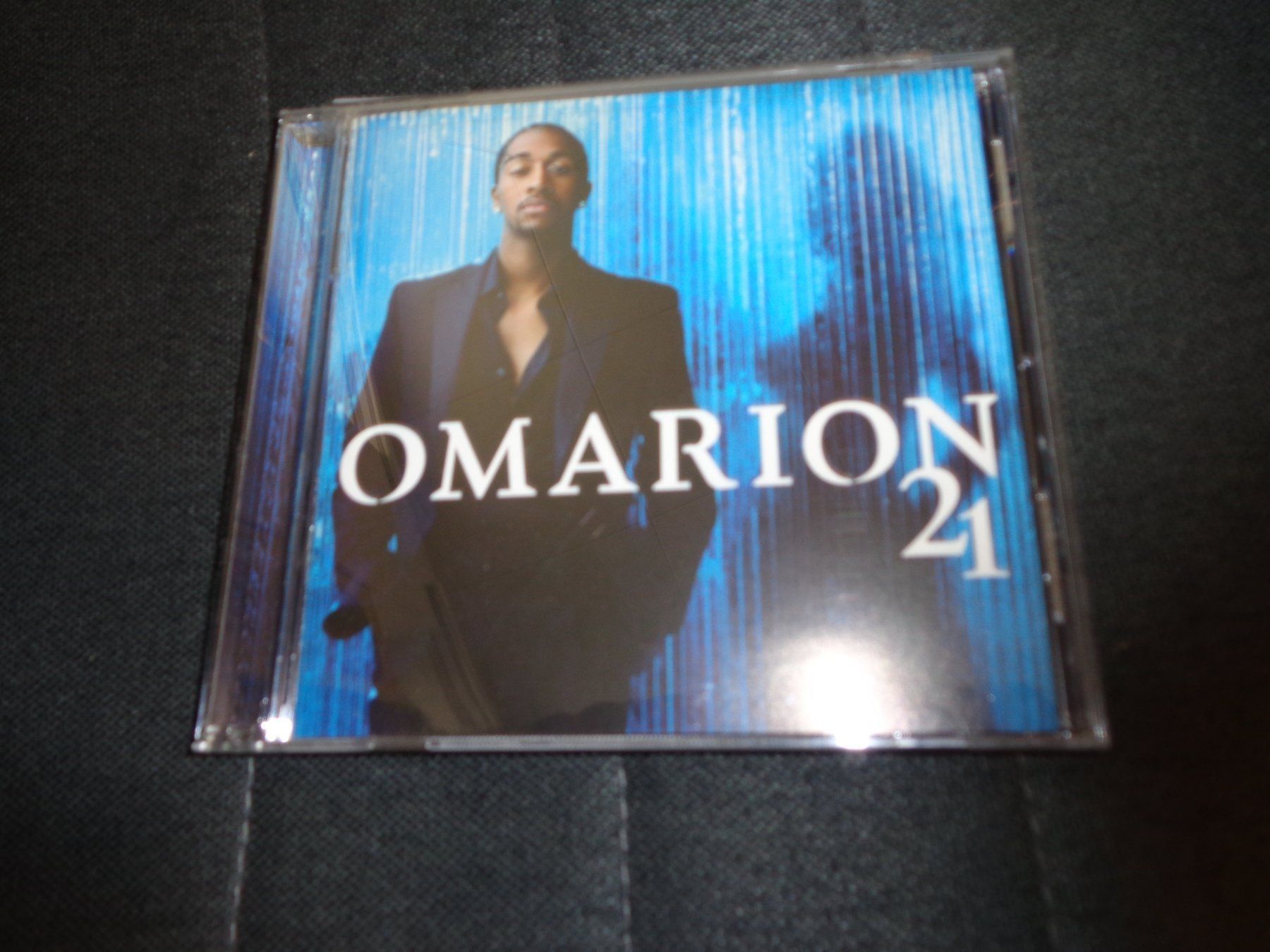 CD: Omarion - 21 CD – Usato da Olten venduto da Disc-Ausverkauf