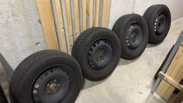 205/60 R16 4 Stk Winterreifen Stahlfelgen