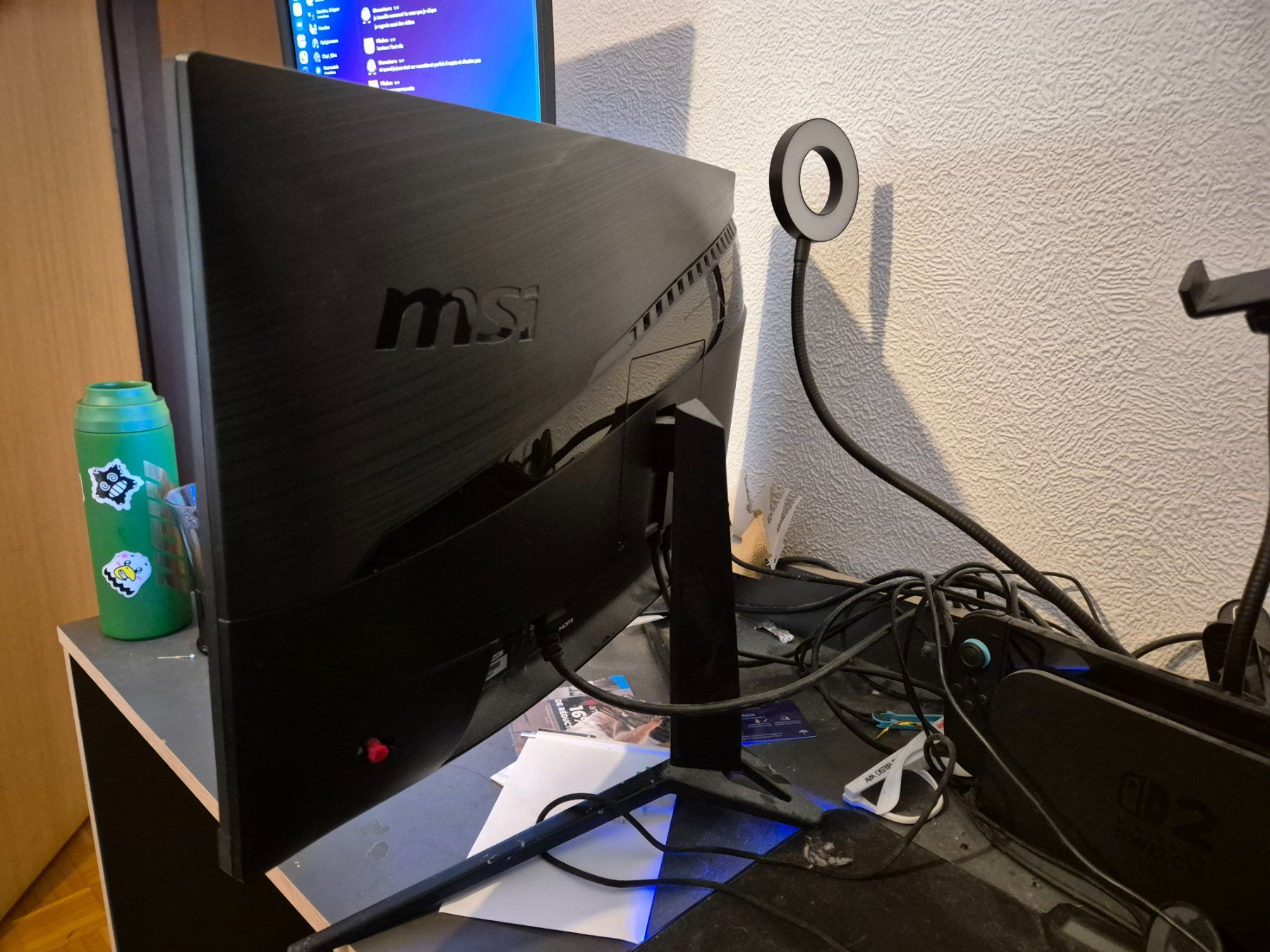 MSI Monitor: Écran de bureau/gaming – Usato da Forel (Lavaux) venduto da Chocokero 5