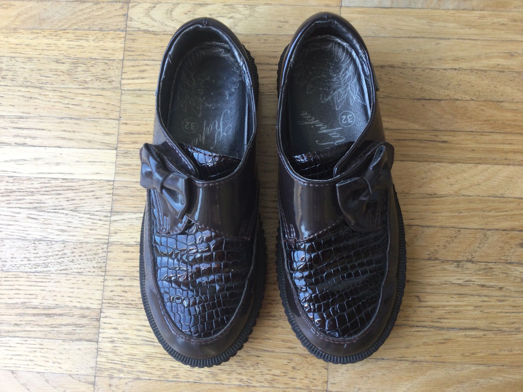 Scarpe per ragazze: Leder Schuhe Mädchen, Gr 32 – Usato da Zürich venduto da VorlonShadow 2