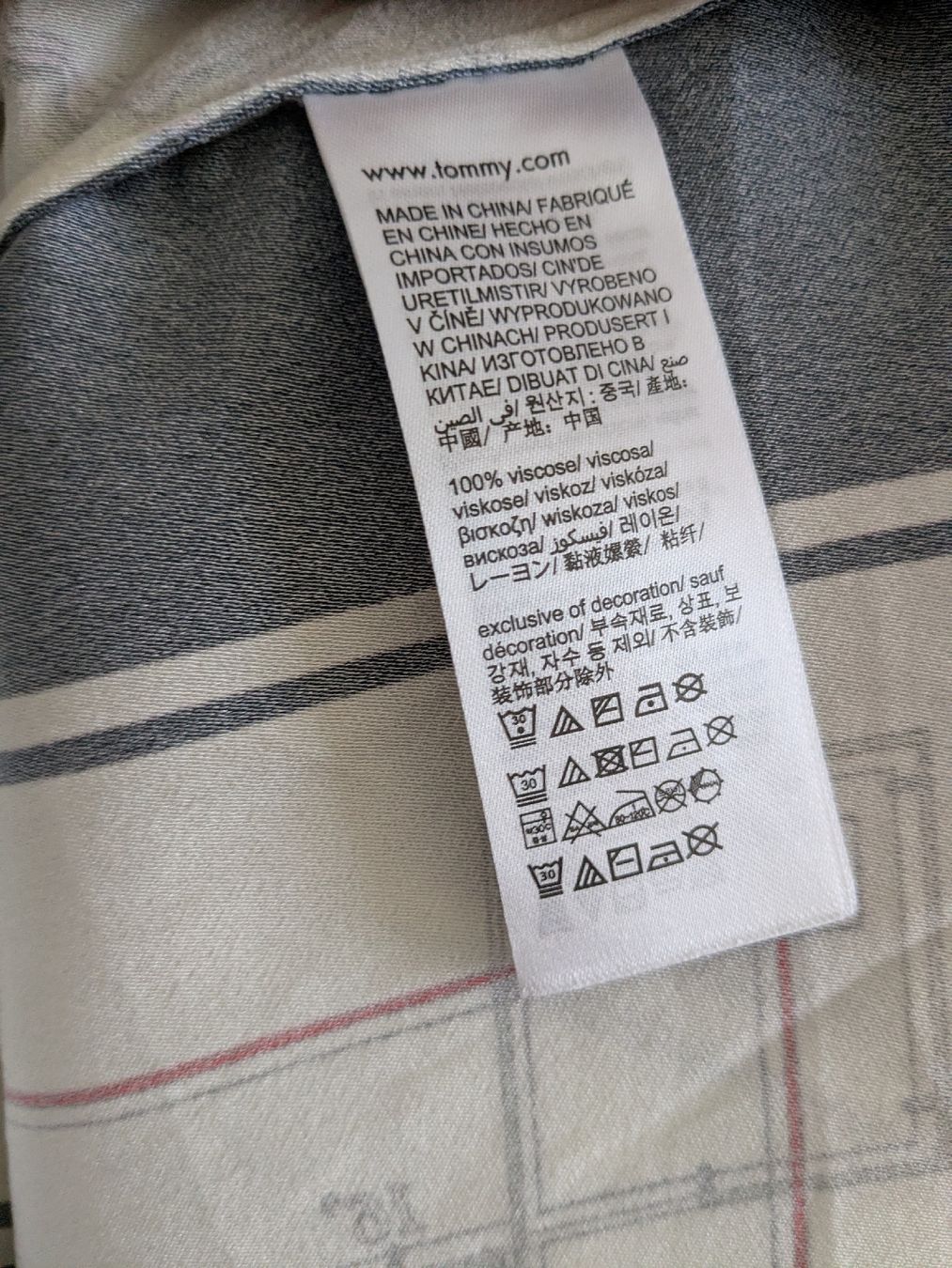 Tommy Hilfiger Vestiti: Tommy Hilfiger dress 100% viscose – Usato da Kloten venduto da nad_ys78 3