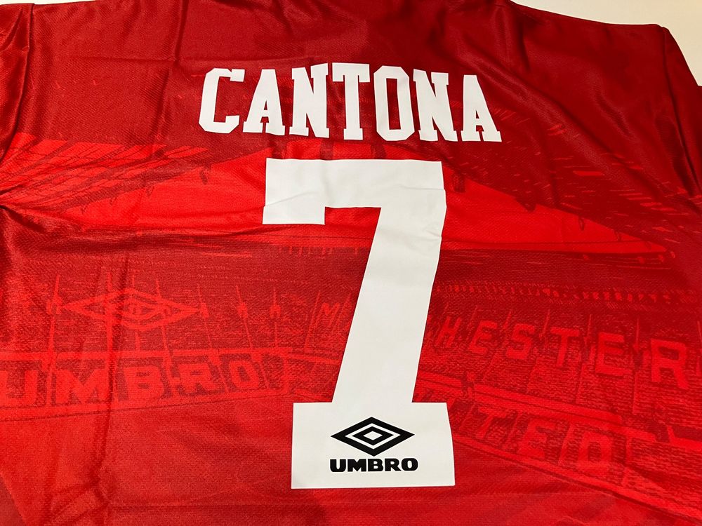T-shirt Vintage Manchester United - Taille L - Cantona #7 - Rouge - Occasion