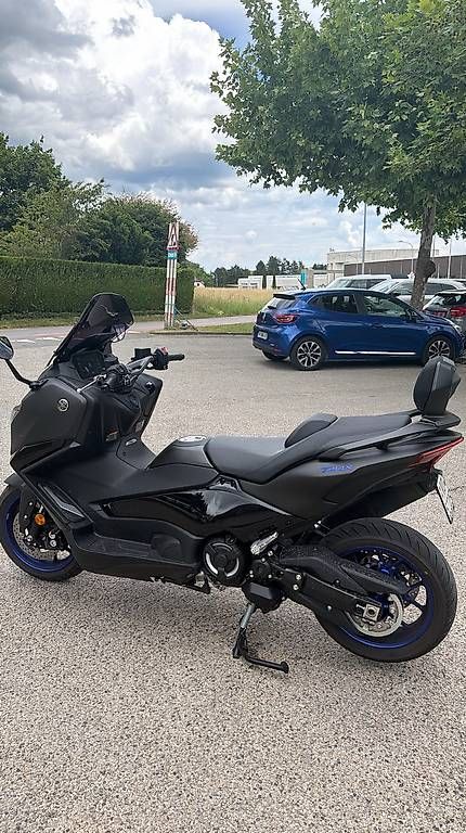 Scooters: Tmax – Gebraucht aus Founex von 18p_8msz 4