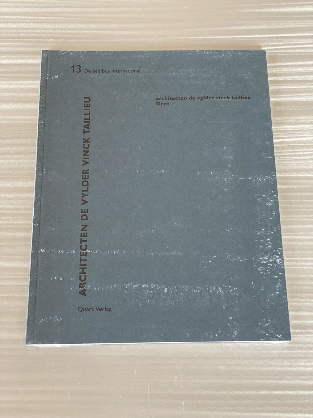 Libri: 13 De aedibus international - Quart Verlag -  ADVVT – Nuovo e nell'imballaggio originale da Zürich venduto da Abost