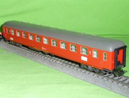 DSB Personenwagen 2.Klasse Märklin 42692 Wagen  Nr 410-7 L