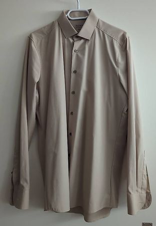 OLYMP 24/Seven Hemd Neu Grösse 40 Body Fit beige