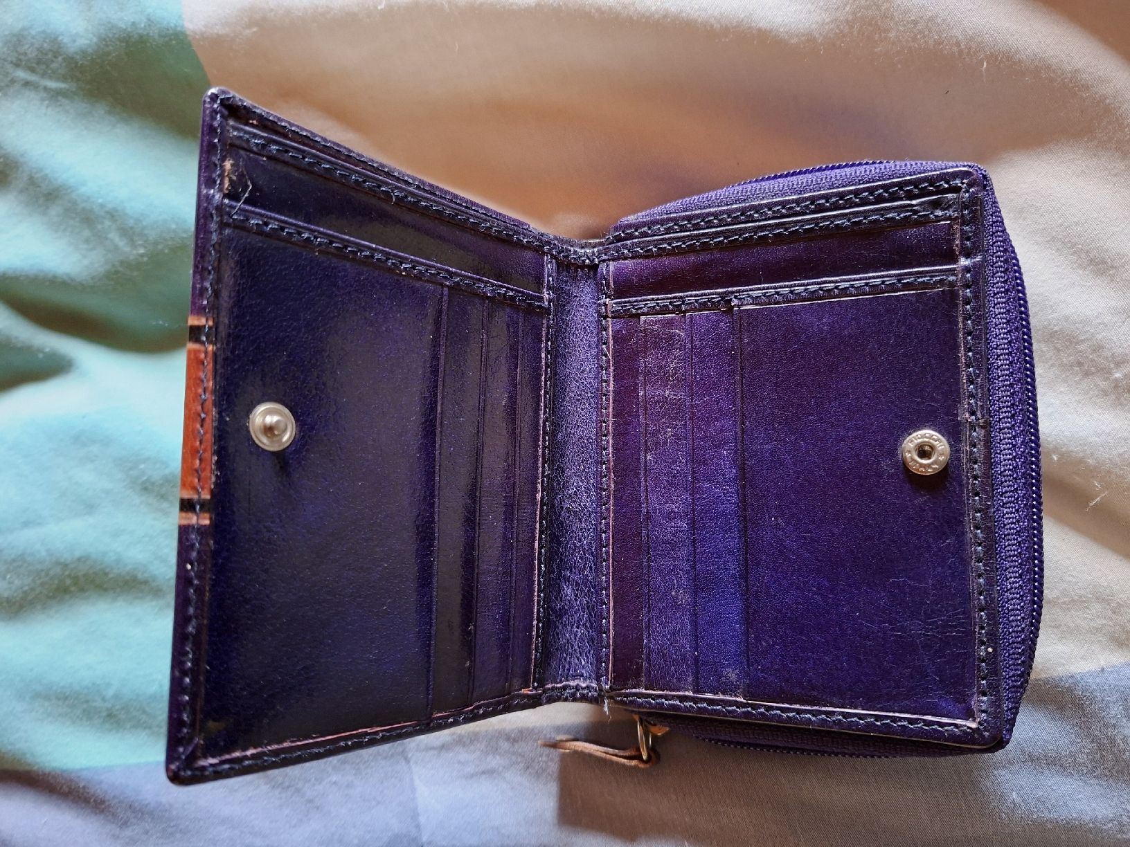 Portemonnaies: Portefeuille violet et orange – Neuf (Voir description) à Gumefens par izalala 3