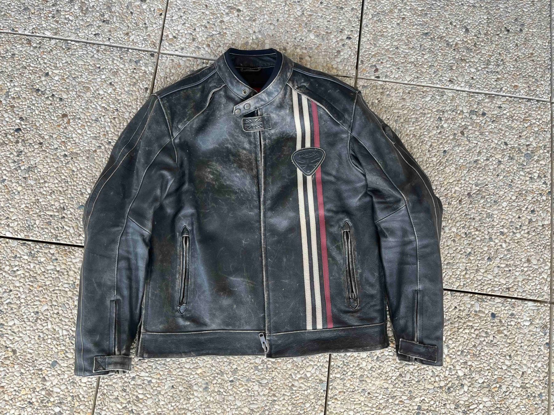 Triumph Giacche: Veste moto Triumph - vintage look – Usato da Gland venduto da L-Albatros 1