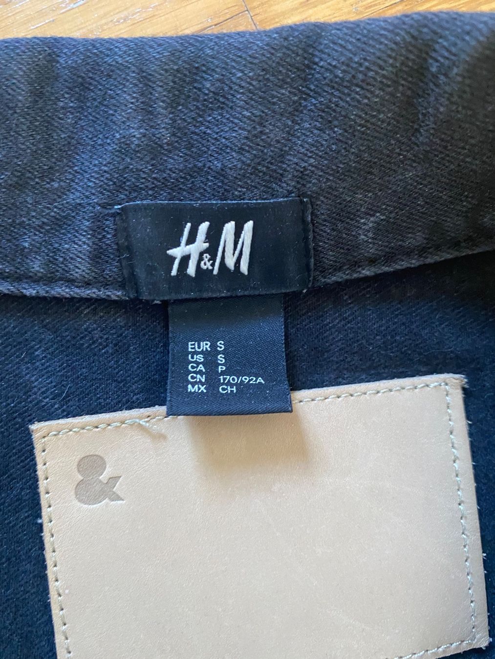 Giacche: Neuwertige Jeansjacke von H&M – Nuovo (secondo la descrizione) da Uetendorf venduto da Lucutus-Picard 2