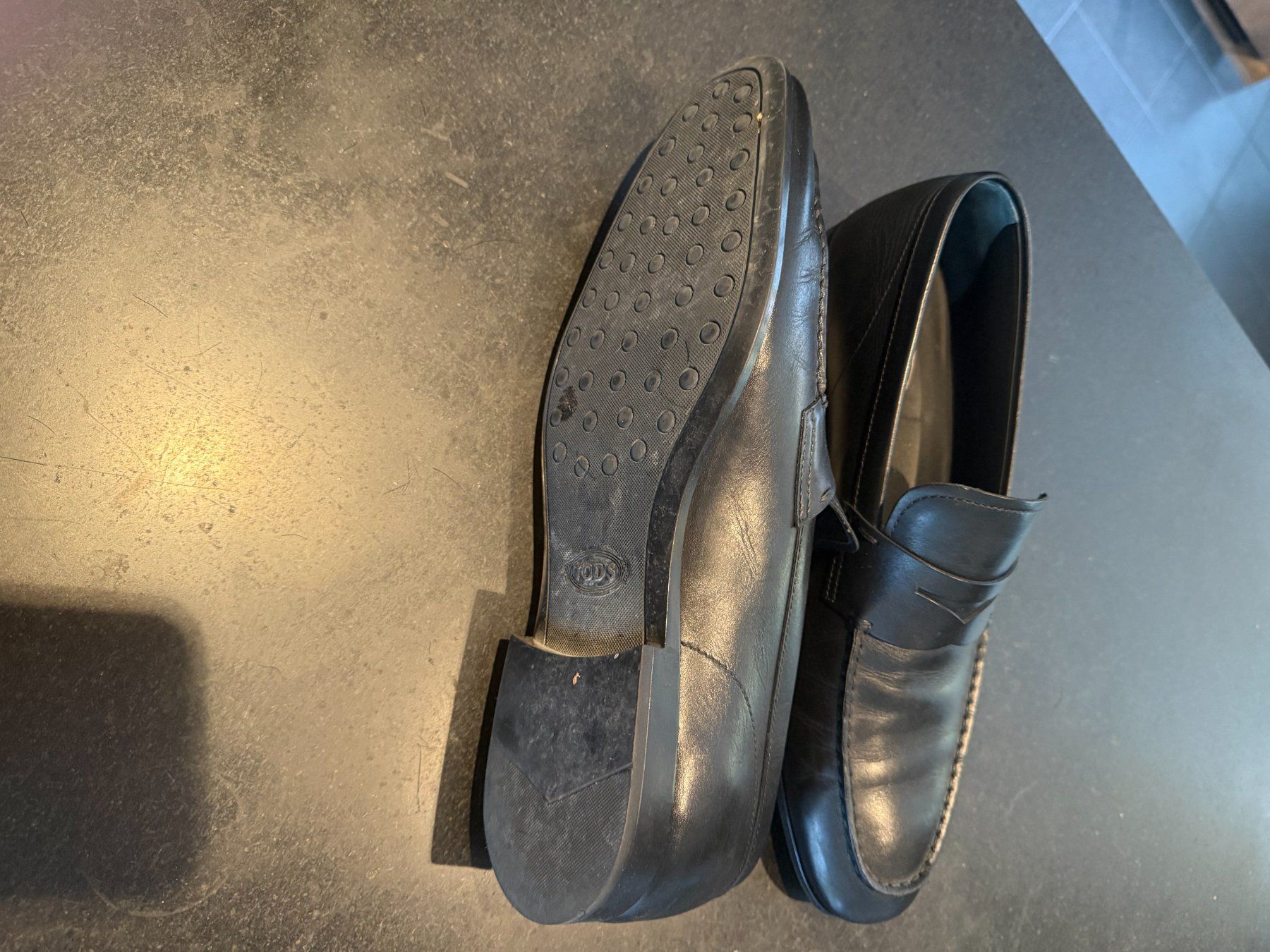 Tod'S Chaussures hommes: Tod's loafer schwarz – D'occasion à Uetikon am See par DTwerenbold 2