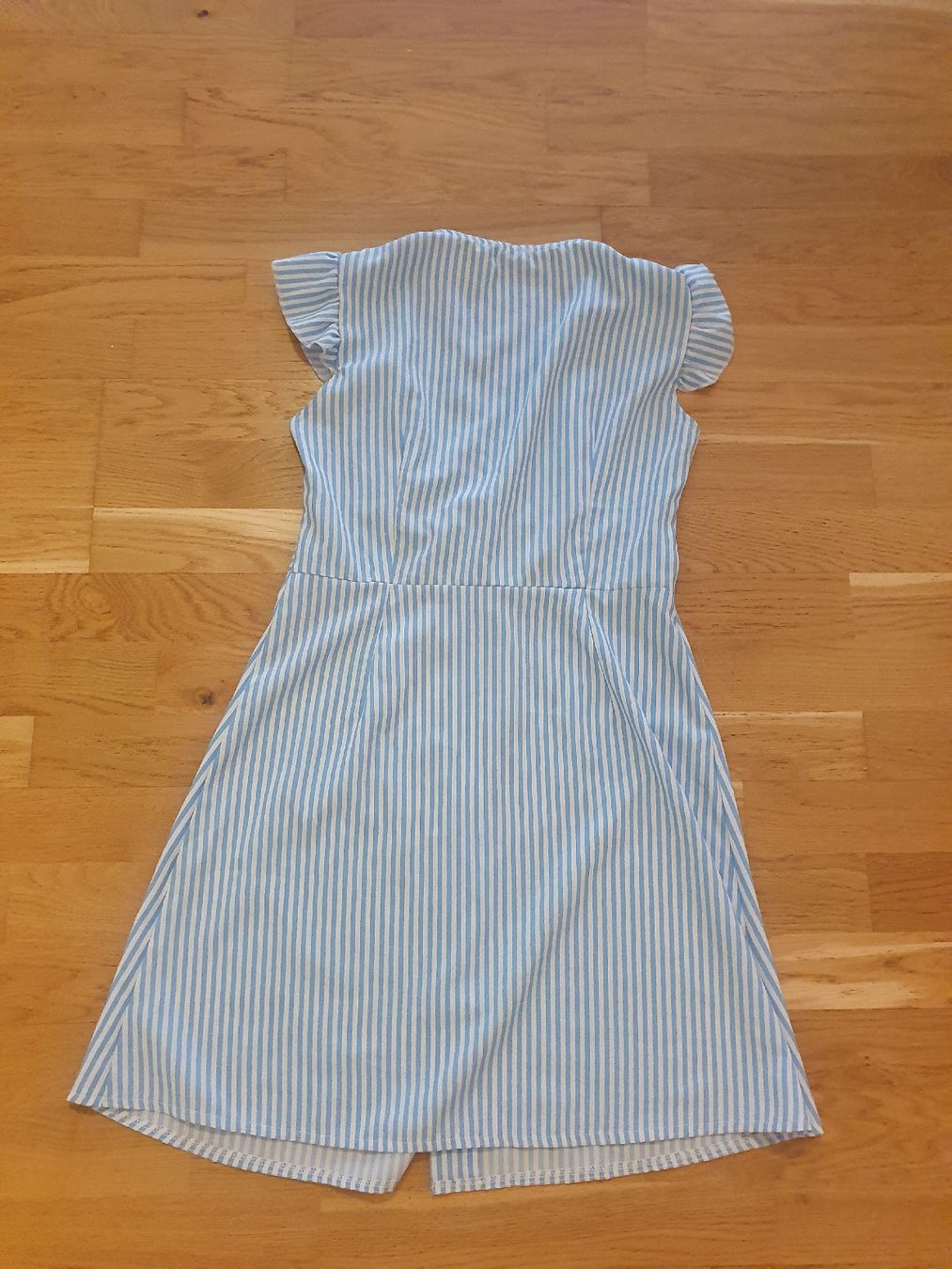 Kleider: Sommerliches Streifenkleid, Grösse XS – Gebraucht aus Moosseedorf von Sonnenschein.. 3