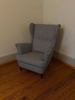 IKEA STRANDMON Ohrensessel  Hahnentritt schwarz/weuss