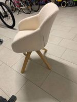Chaises blanches