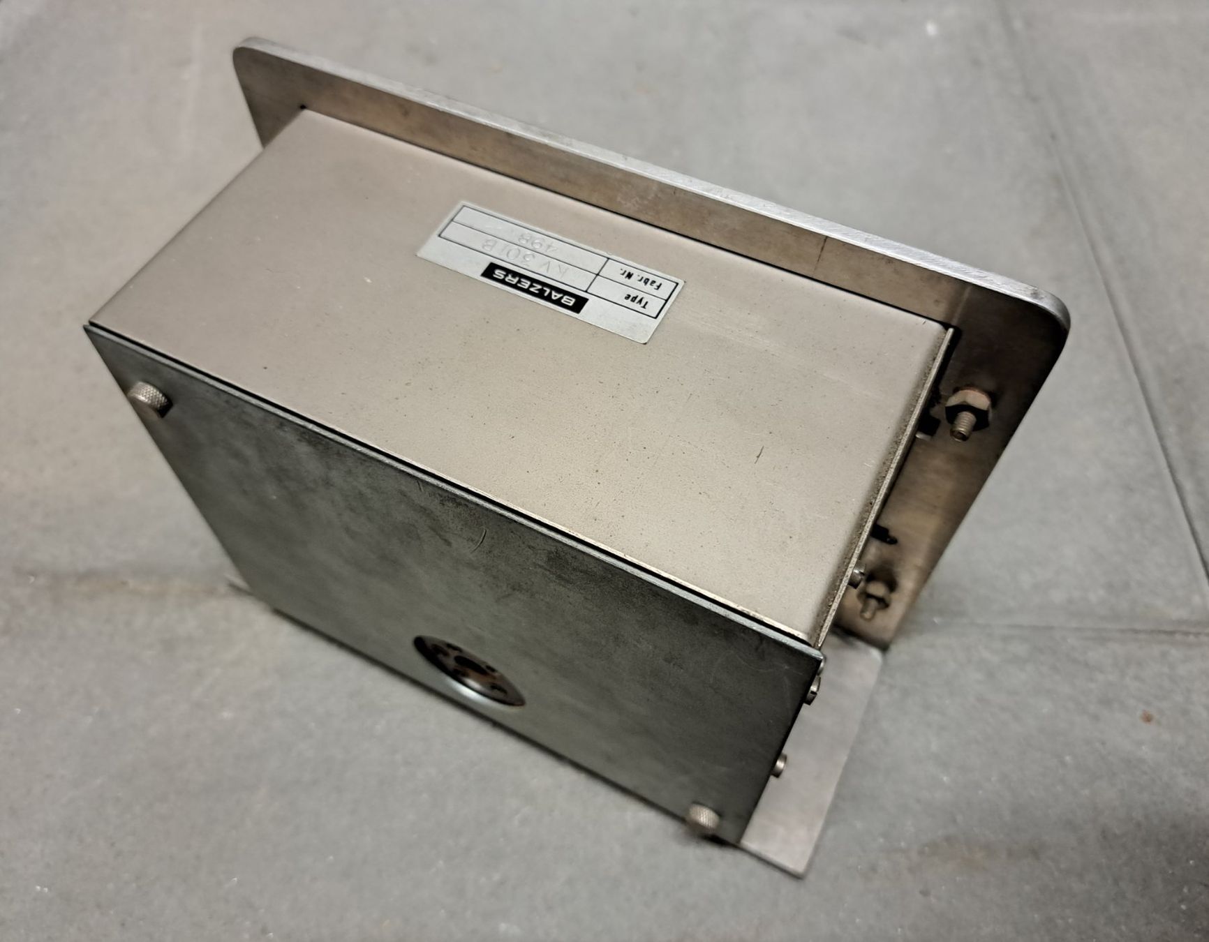 Misurare: Balzers KV301B Messgerät – Usato da Basel venduto da Selaseth 2