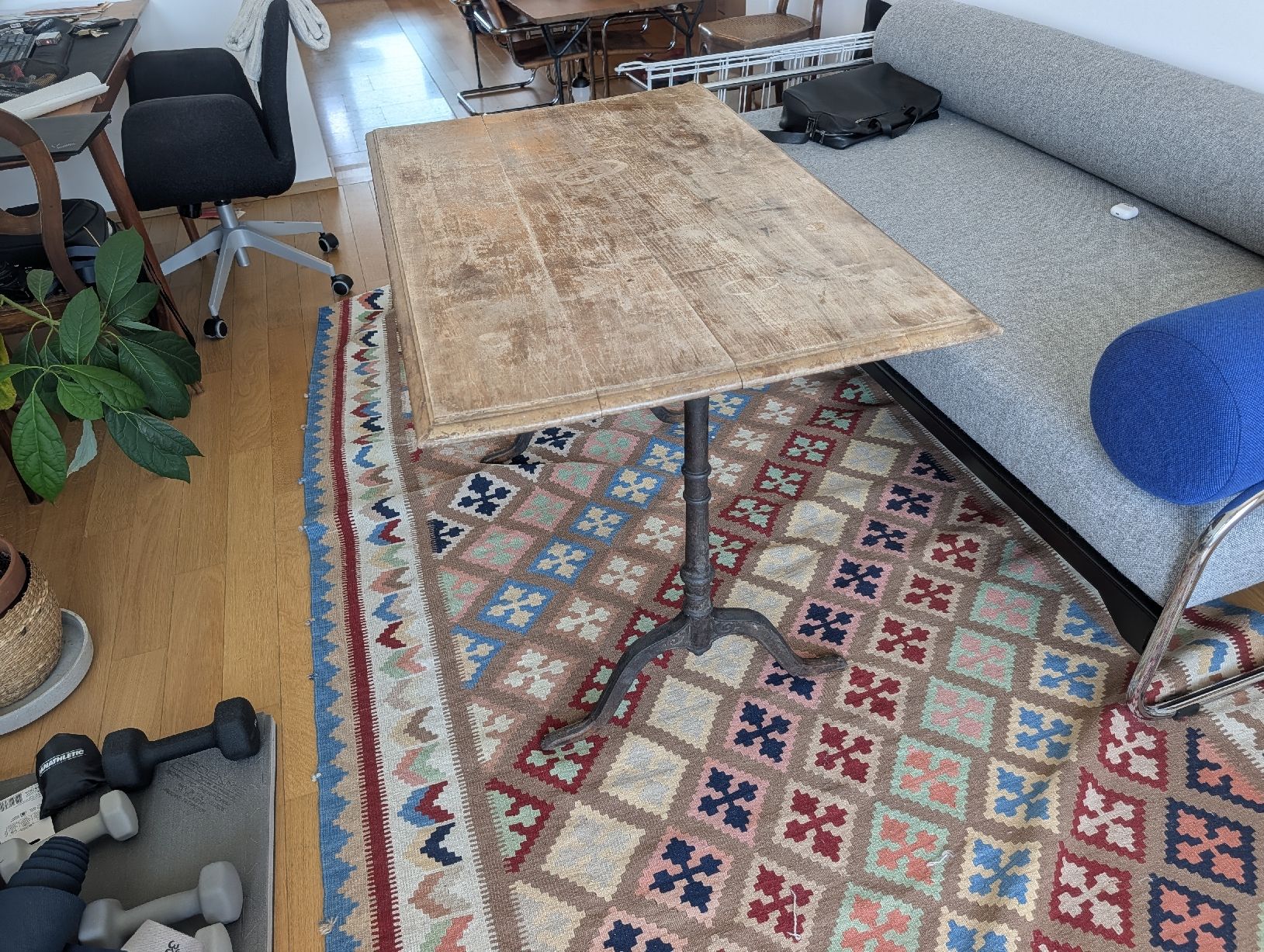 Horgen Glarus Tische: HorgenGlarus - table de café/bistrot – Gebraucht aus Genève von pie_597t