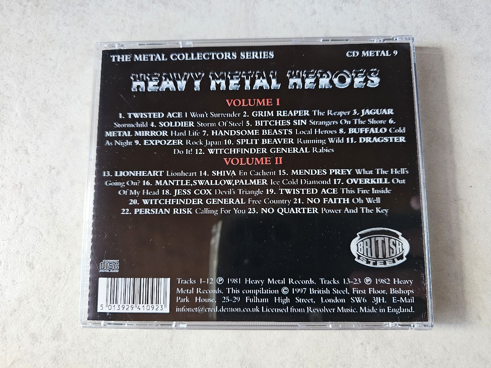 CD: Heavy Metal Heroes  -  Volume 1 & 2 – Usato da Schneisingen venduto da backstore24 1